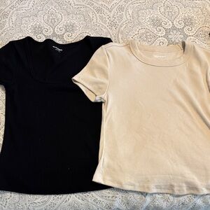 Old Navy Petite Womens Black and Cream T-Shirts